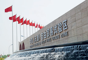 不断开放的国门